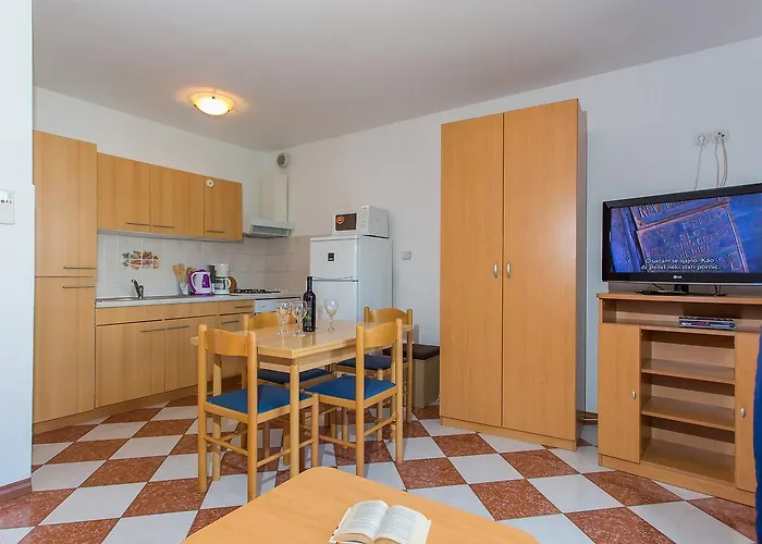 Apartments Ava