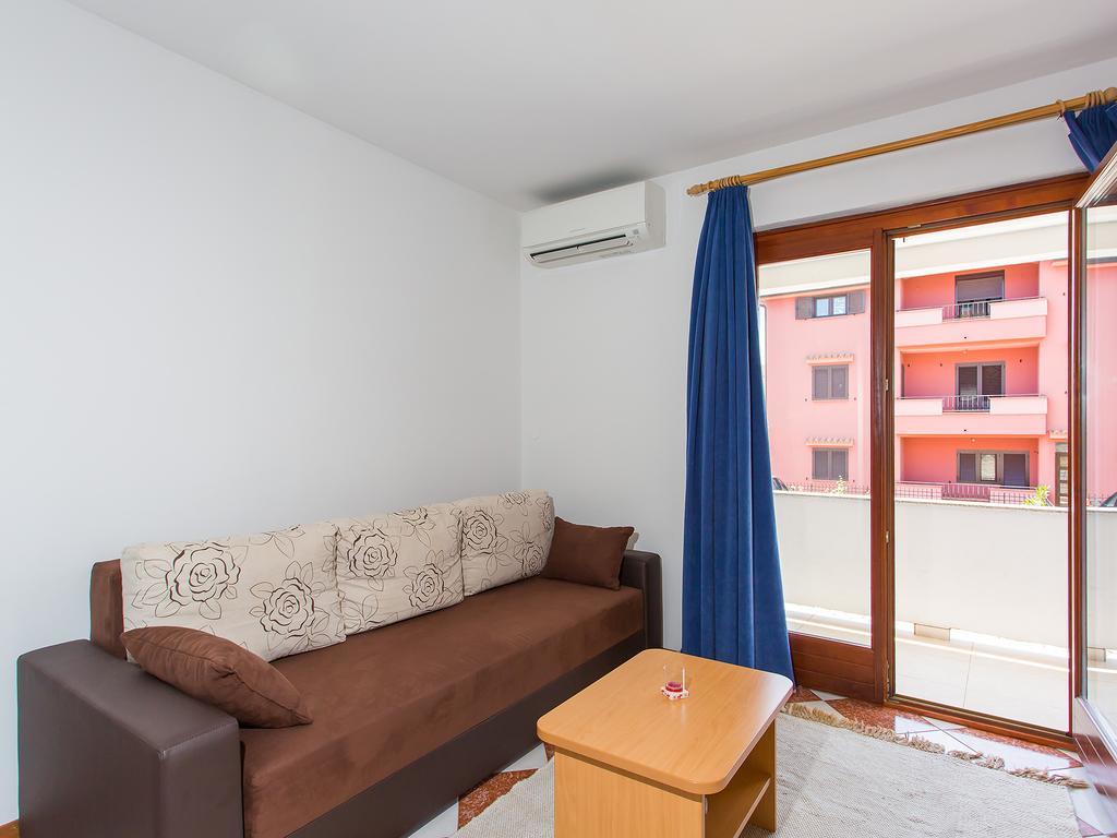 Apartament Ava